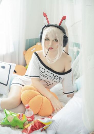 我的女友被黑人寄宿中出
