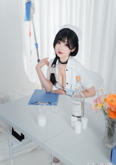 黑寡妇一夜毛片免费看