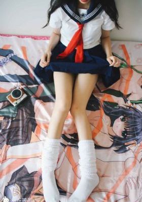 女教师的凌唇教室在线