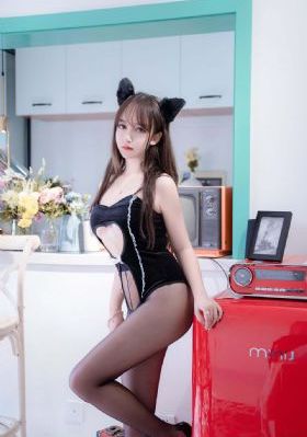 向日葵在夜晚绽放免费观看