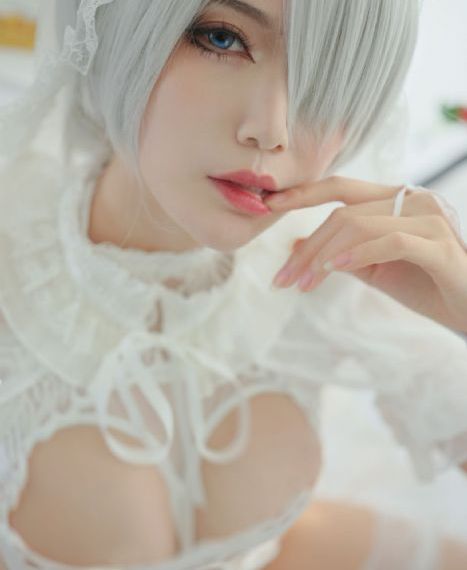 矿桥爸爸和女儿体检