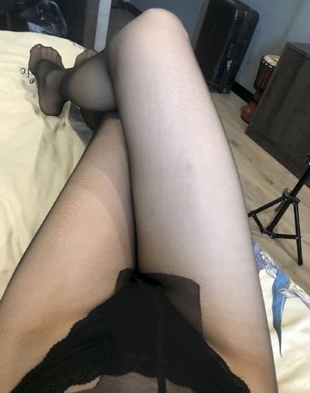 娇妻沦为民工工地公厕h