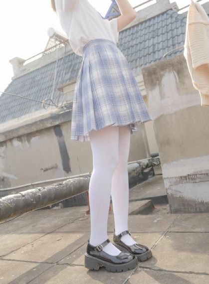 和年轻丰满老师高潮