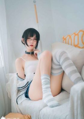 三人