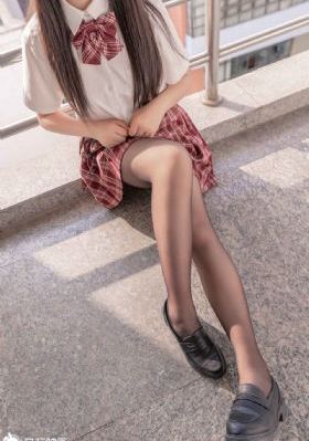 路过我年少时光的蓝色