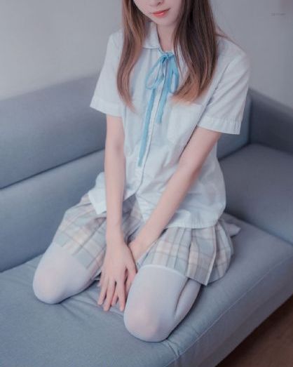 丰满的女邻居2伦理
