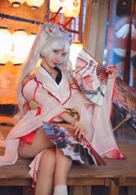 美女跳舞